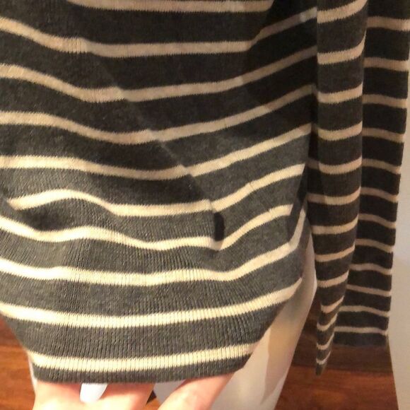 - Eileen Fisher xs long sleeve striped top - Picture 3 of 5